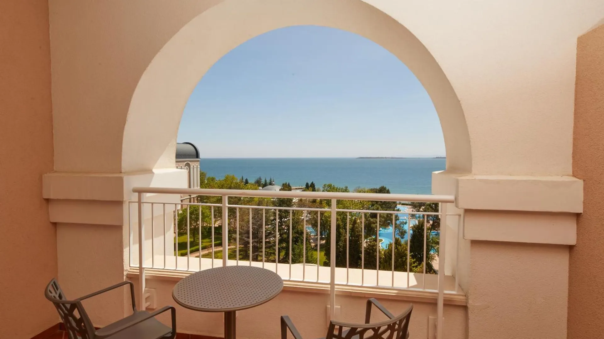 Dreams Sunny Beach Resort And Spa Hotel