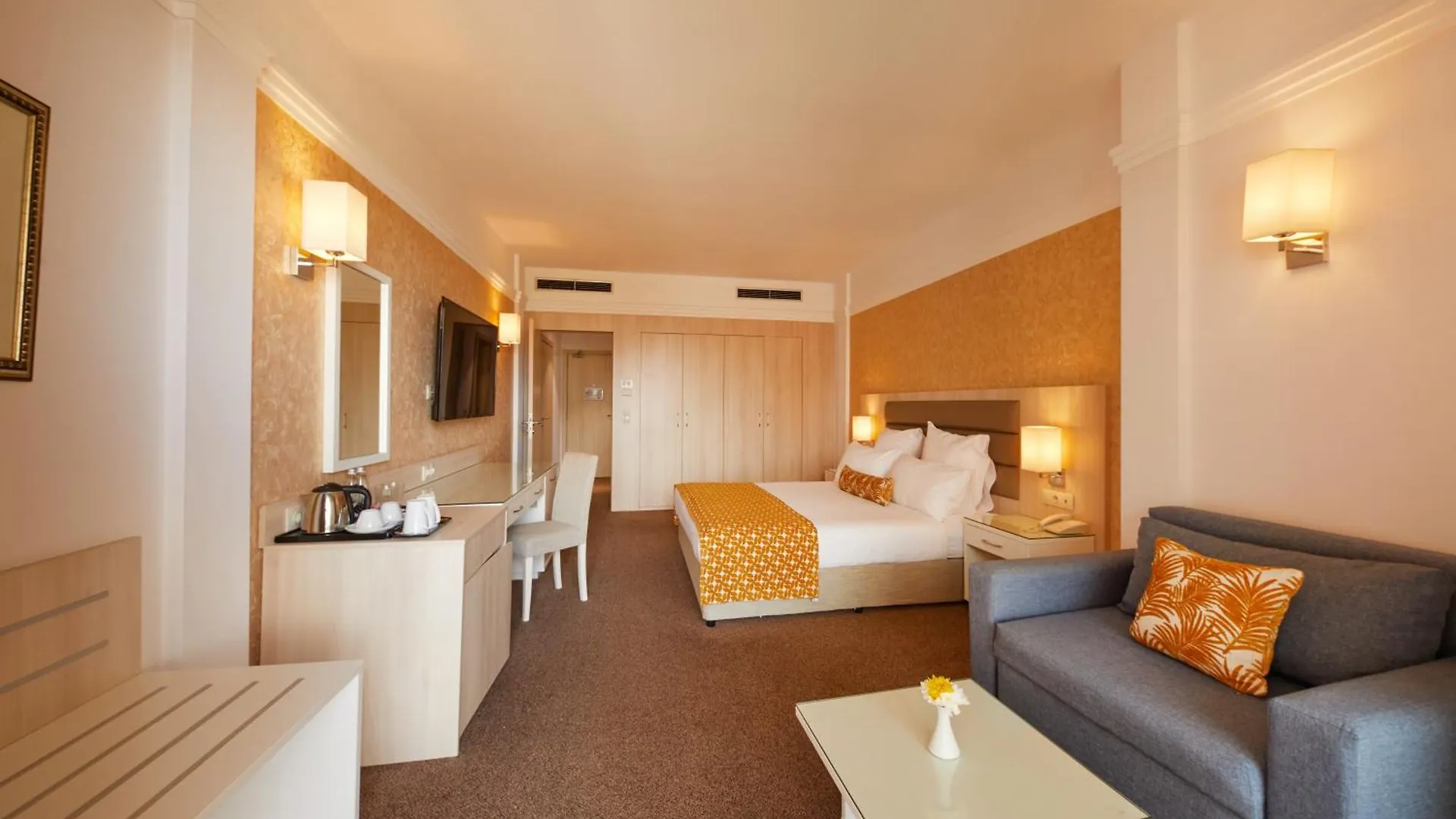 Dreams Sunny Beach Resort And Spa Hotel