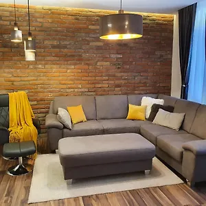 Apartament Jegmadar 