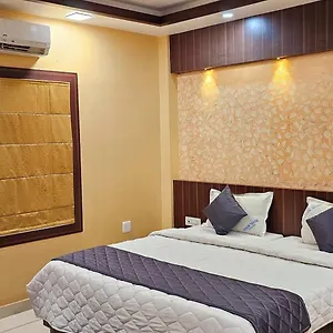 *** Hotel Royal Wings Indie